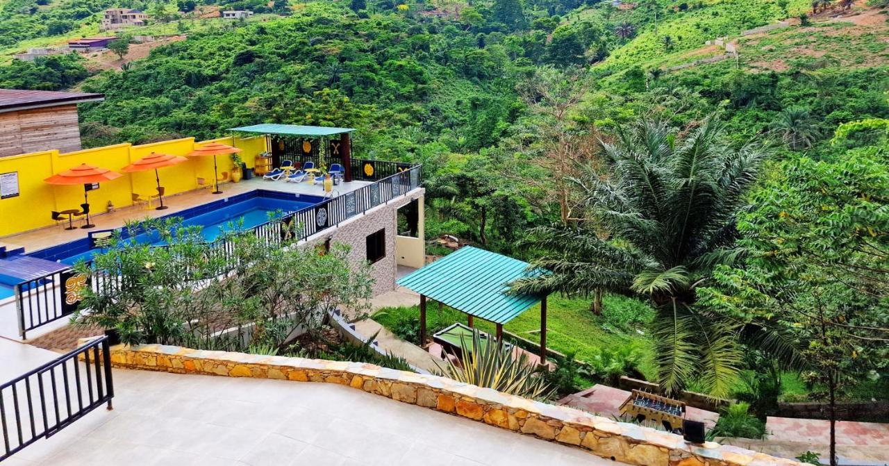 Cactus Creek Hotel Aburi Exterior photo